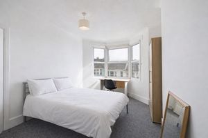 Photo 14- click for photo gallery